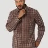 Men's Wrangler Wrinkle Resist Relaxed Fit Snap Front Shirt #112318653 2 Men's Wrangler Wrinkle Resist Relaxed Fit Snap Front Shirt #112318653 -Men's Plaid Shirt Sales 0c401a8db38f5a3bb356eaabf67c7146